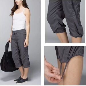 Lululemon Women's Dance Studio Crop No Liner Size 6 Soot Light Gray Pants